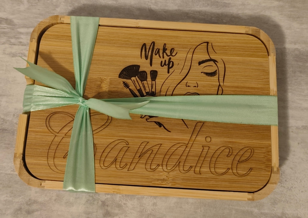 Boîte à Bijoux en Bambou Gravée au Laser avec Miroir